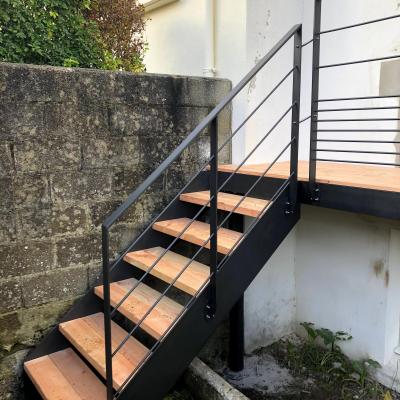Escalier extérieur - Balcon suspendu - AMC