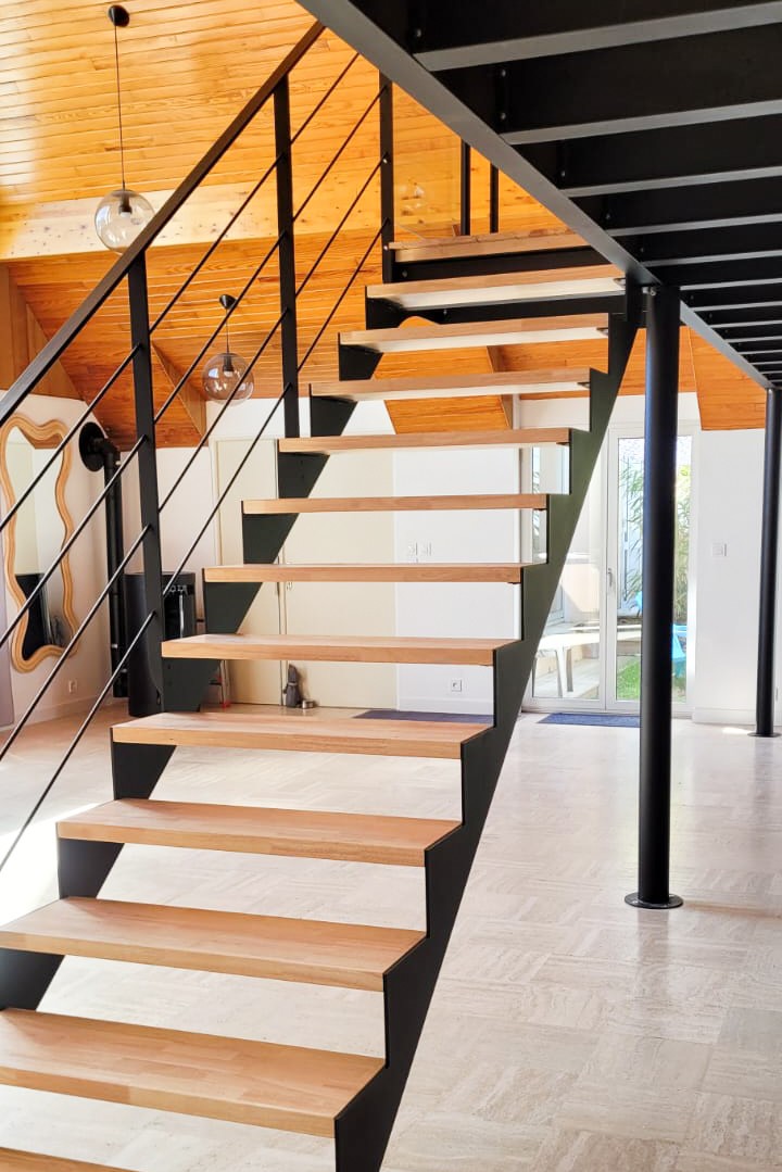 Escalier d'accès pour mezzanine
