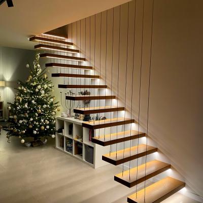 Escalier sur marches suspendues - Art Métal Concept