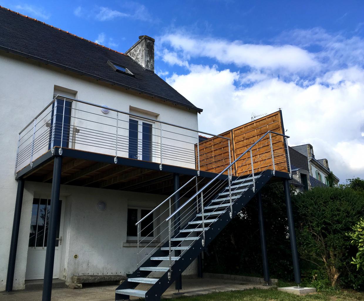 Terrasse sur pilotis