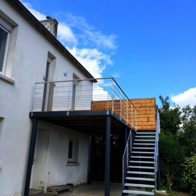Terrasse sur pilotis