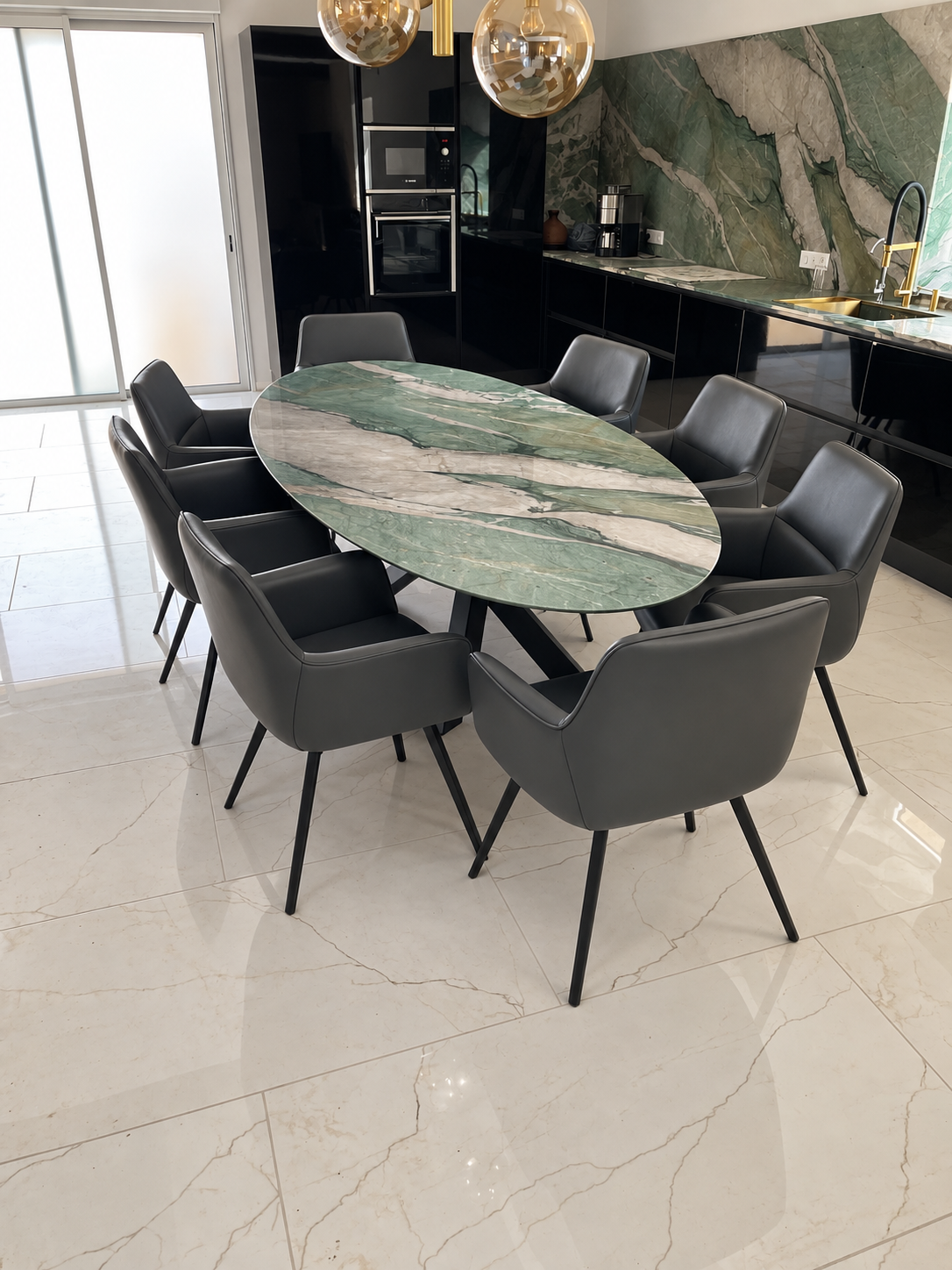Table à manger - Pieds entrecroisés