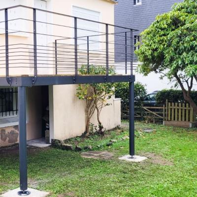 Terrasse sur pilotis