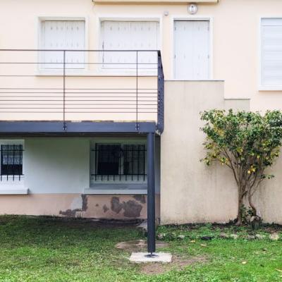 Terrasse sur pilotis